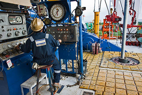 oil engineer working equipment